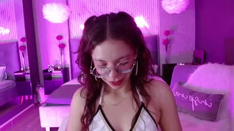 JADE online show from October 1, 8:48 pm