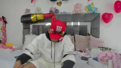 Jade online show from February 12, 2:06 am