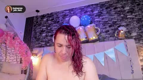 Snapshot of jade_swet chatting on October 12, 9:19 am jade swet online show from October 12, 9:19 am