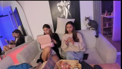 Jade online show from October 16, 2:01 am