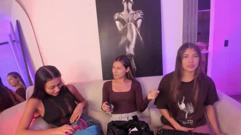 Jade online show from November 11, 2:22 am