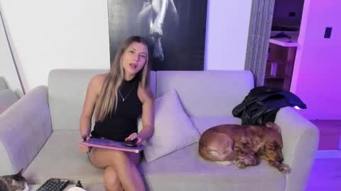 Jade online show from November 26, 2:12 am