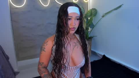 jadee__ online show from January 6, 2:26 am