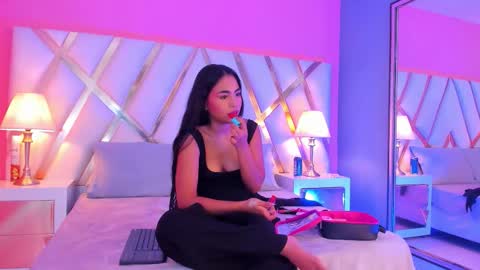 Jade online show from October 16, 9:16 pm