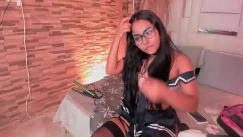 Jade online show from November 21, 3:38 am