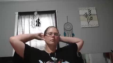 JadeLuv online show from October 19, 4:18 pm