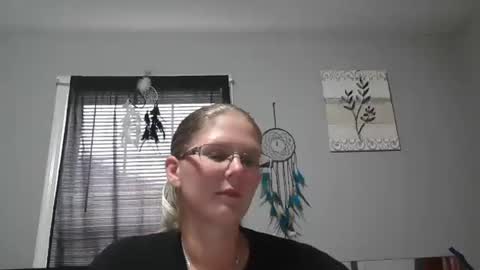 JadeLuv online show from November 9, 5:55 pm