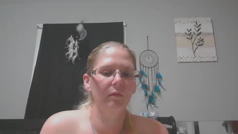 JadeLuv online show from March 12, 1:23 am