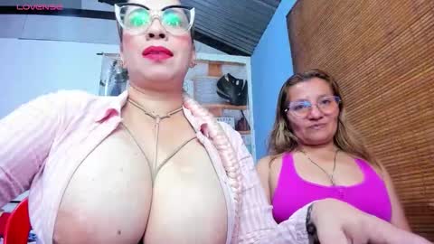 JADEMOOMS online show from November 8, 12:11 am