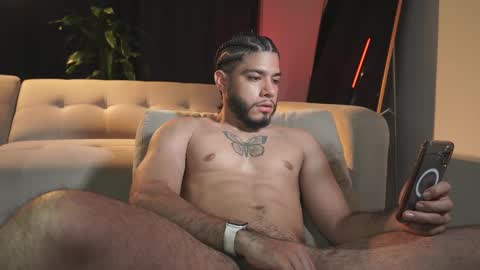 Jaden Feynman online show from February 17, 5:04 am