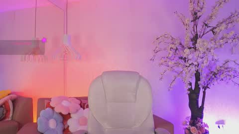 Jade Summer online show from February 21, 11:33 am