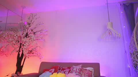 Snapshot of jadesummerr chatting on April 7, 11:32 am Jade Summer online show from April 7, 11:32 am