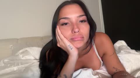 Jade Wilde online show from May 19, 12:49 am