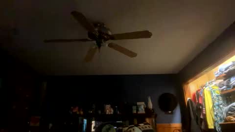 Snapshot of jadon2bnu2nt chatting on November 11, 3:28 am Jason online show from November 11, 3:28 am