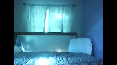 Jamie Rose Queenschild ever... online show from September 16, 8:32 pm