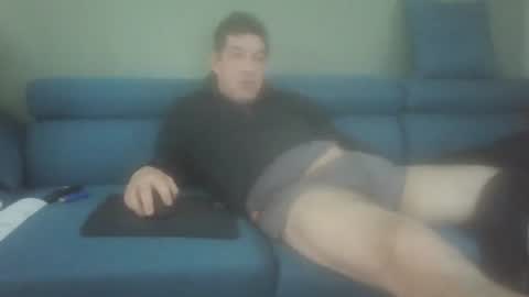 Snapshot of jag8637 chatting on December 18, 9:14 am jag8637 online show from December 18, 9:14 am