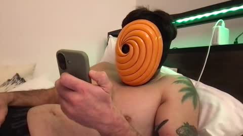 Snapshot of jahbless22 chatting on November 1, 12:23 am Don London online show from November 1, 12:23 am