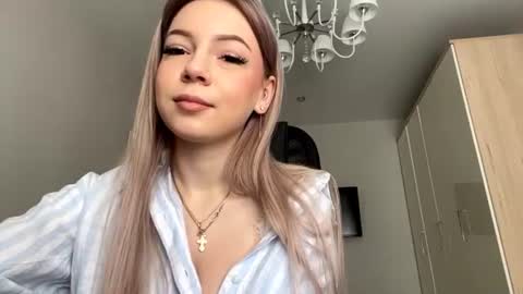 Elizabeth online show from June 16, 7:22 am