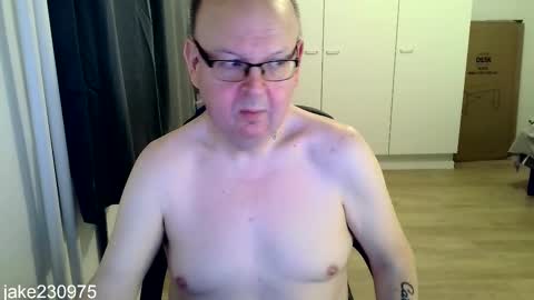 Jake2309 online show from February 19, 8:38 pm