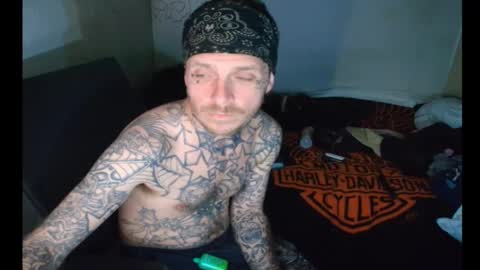 showingitoff online show from February 25, 7:40 am