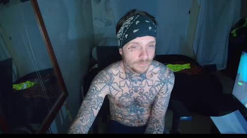 showingitoff online show from April 13, 7:03 am