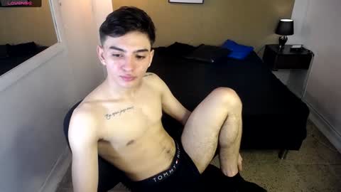 jake   online show from December 4, 8:40 pm