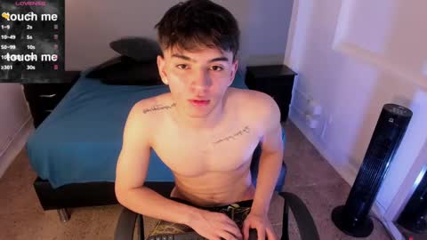 jake   online show from December 11, 8:50 pm