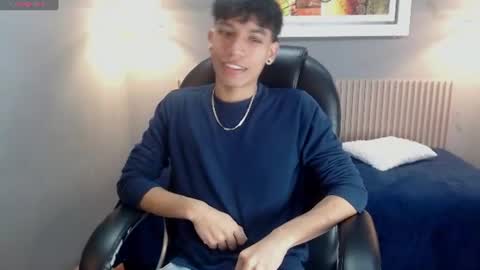 Snapshot of jake_falcon chatting on July 19, 11:36 am jake_falcon online show from July 19, 11:36 am