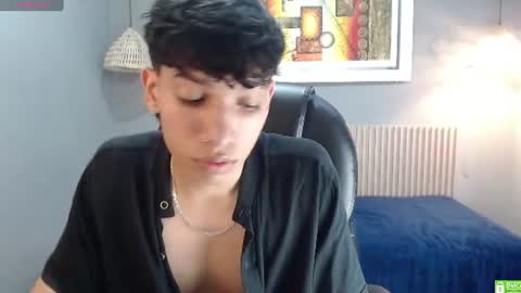 Snapshot of jake_falcon chatting on July 28, 12:48 pm jake_falcon online show from July 28, 12:48 pm