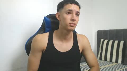 Hi guys im new 3 online show from April 16, 6:09 pm