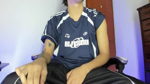 jake online show from April 4, 1:04 am