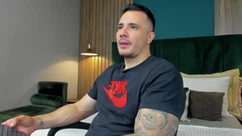 jakestone_1 online show from November 7, 1:38 am