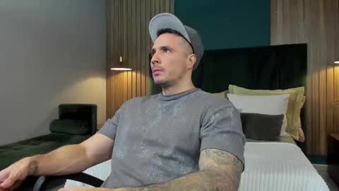 jakestone_1 online show from November 28, 1:08 am