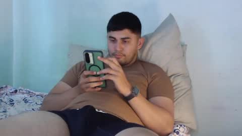 Hello I am jake online show from April 22, 7:26 pm