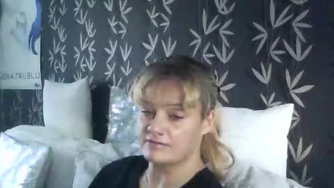 JAKKI LOUISE pornstar online show from November 13, 2:38 pm