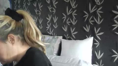 JAKKI LOUISE pornstar online show from November 18, 2:32 pm