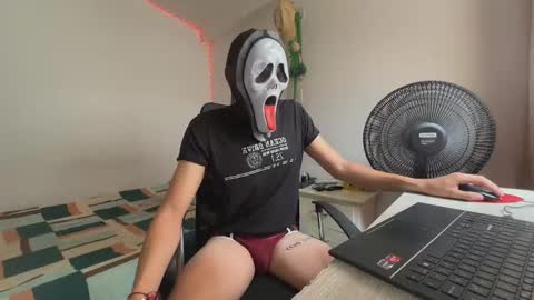 JaKob HB online show from October 31, 4:52 pm