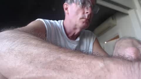 Snapshot of jam_on_it chatting on January 10, 2:57 am JAM online show from January 10, 2:57 am