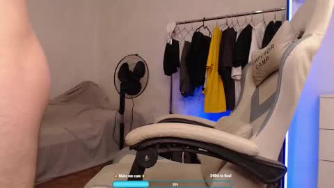 Hey there Im Jame online show from November 9, 10:24 am