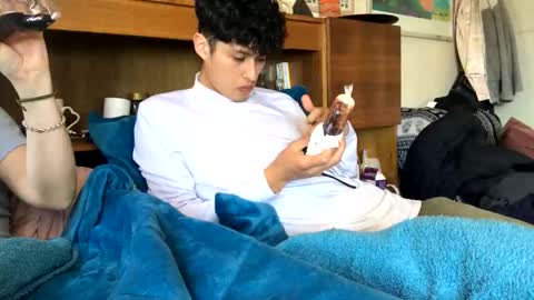 james2002og online show from October 17, 4:53 pm