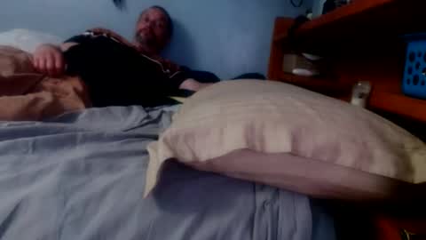 what you in too online show from March 28, 11:21 am