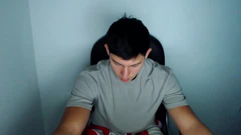 james_cr online show from January 26, 11:28 am