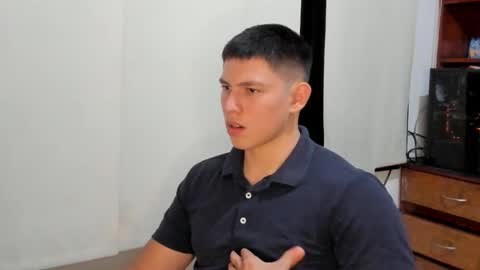 james_cr online show from February 11, 3:29 am