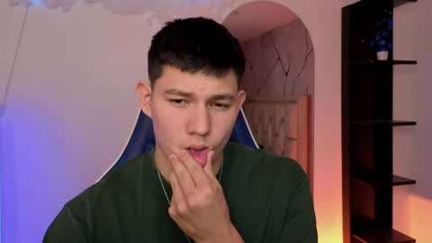 james_cr online show from July 14, 12:22 pm
