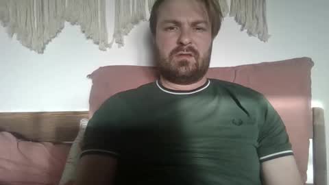 Snapshot of james_heron chatting on November 26, 9:10 am James Heron online show from November 26, 9:10 am