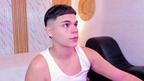 James online show from October 16, 7:15 pm