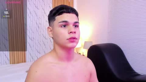 James online show from November 3, 9:05 pm