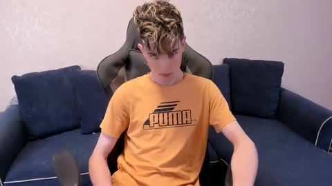 James online show from November 12, 7:35 pm