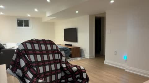 jamesarnold06 online show from September 18, 11:29 pm