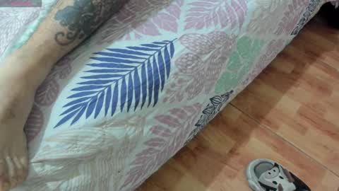 Snapshot of jamesdekker chatting on November 19, 11:10 am jamesdekker online show from November 19, 11:10 am